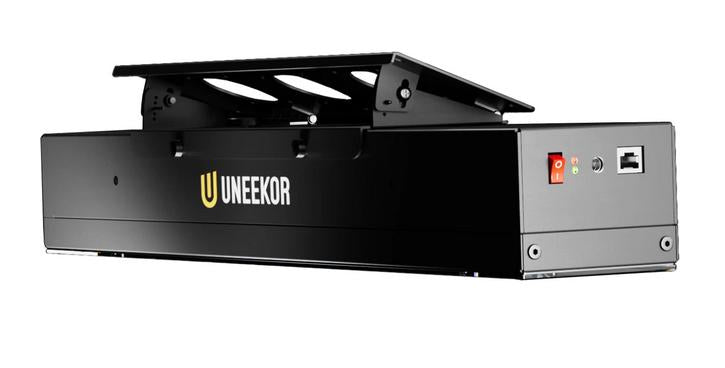 Uneekor EYE XR Golf Launch Monitor