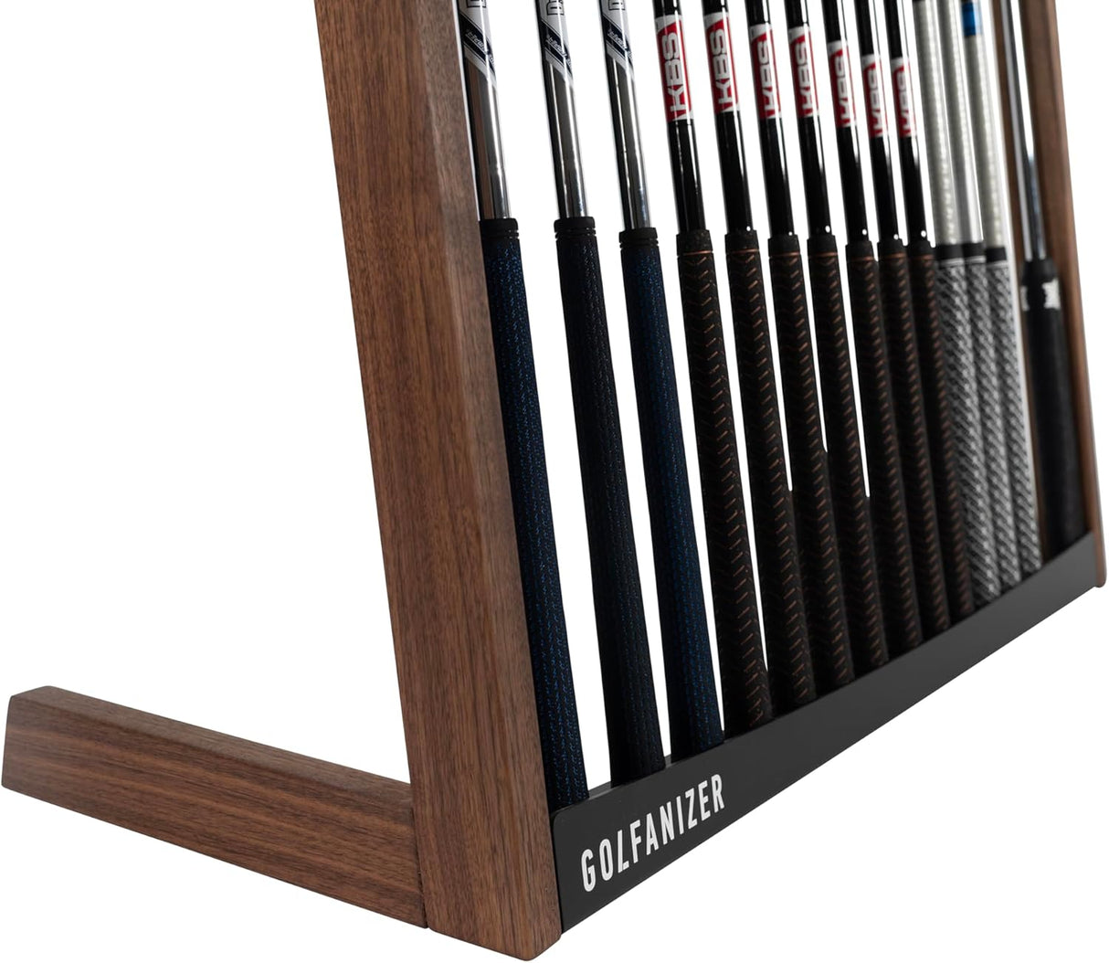 Golfanizer in NUSSBAUM schwarz - Der Design Golfschlägerständer | Made in Germany
