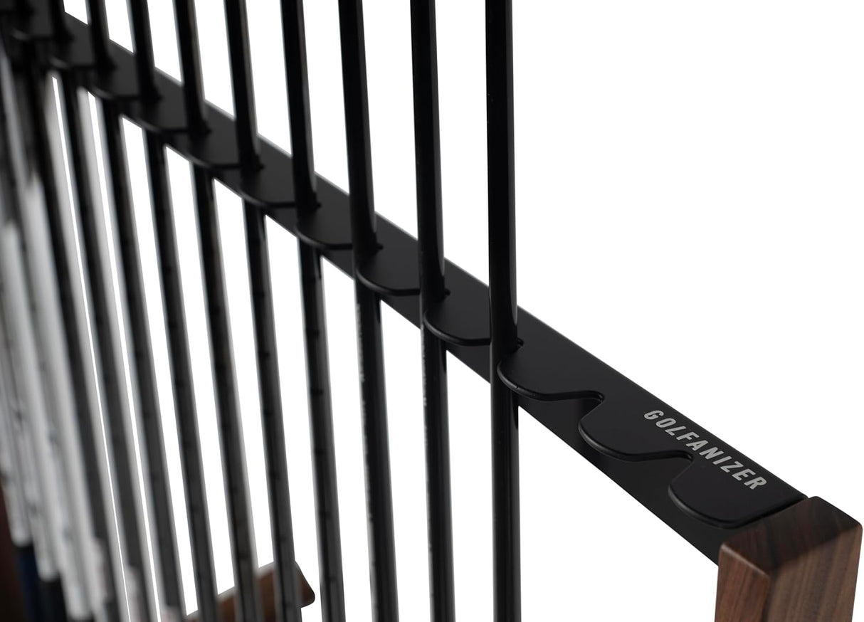 Golfanizer in NUSSBAUM schwarz - Der Design Golfschlägerständer | Made in Germany